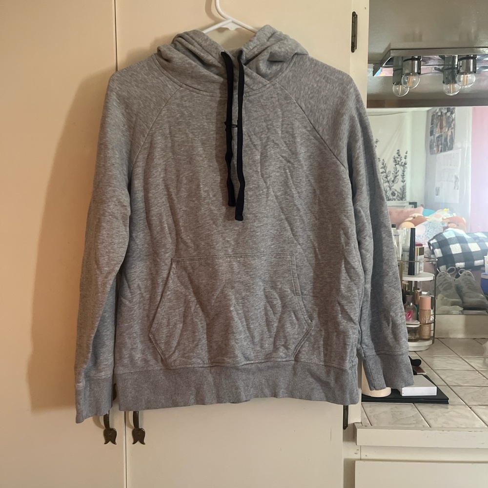 Gray under armour hoodie. Size small.